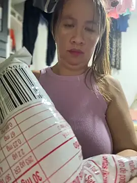 Emiily lee online show from 9, 10, 2025