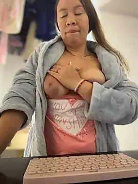 Emiily lee online show from 12, 2, 2026