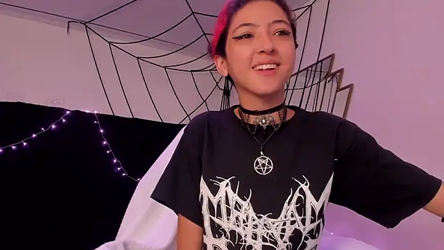 BonnieCute  online show from 22, 12, 2024