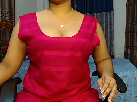 Snapshot of Unlucky-flowers chatting on 17, 11, 2025 Unlucky-flowers online show from 17, 11, 2025