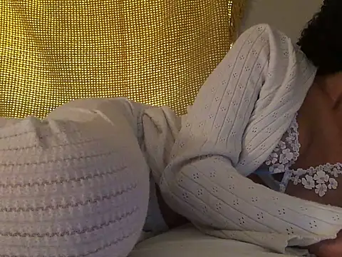 Snapshot of loveofbea chatting on 16, 1, 2025 loveofbea online show from 16, 1, 2025