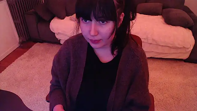 Lynylou online show from 21, 2, 2025