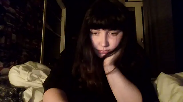 Lynylou online show from 14, 9, 2025