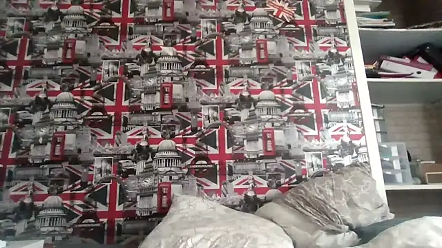 Lynylou online show from 20, 10, 2025