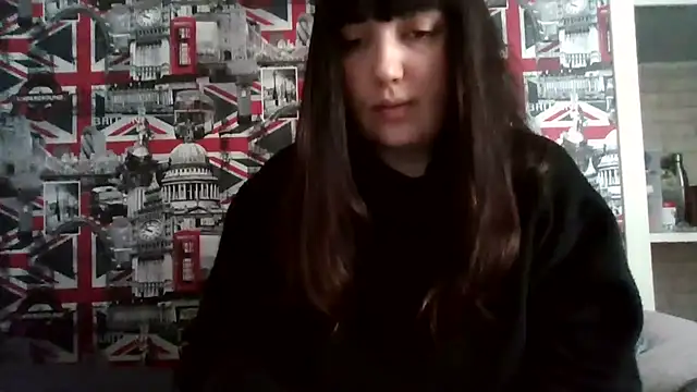 Lynylou online show from 7, 1, 2026