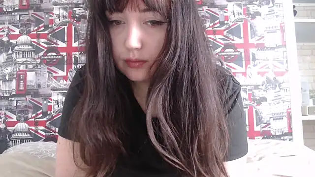 Snapshot of Lynylou chatting on 16, 2, 2026 Lynylou online show from 16, 2, 2026