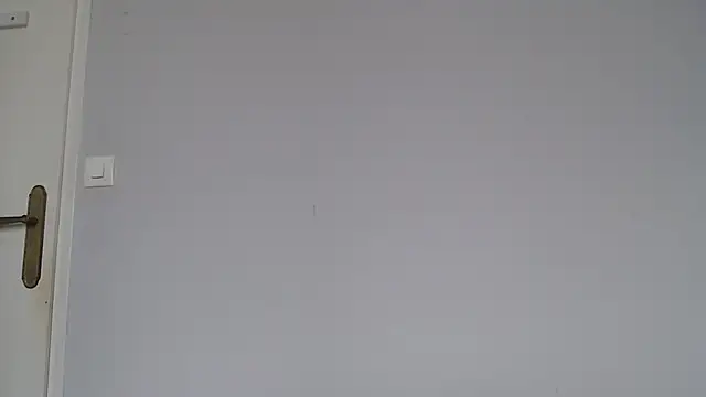 Snapshot of Lynylou chatting on 8, 3, 2026 Lynylou online show from 8, 3, 2026