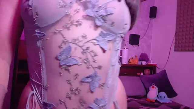 MidnightFlame online show from 4, 11, 2025