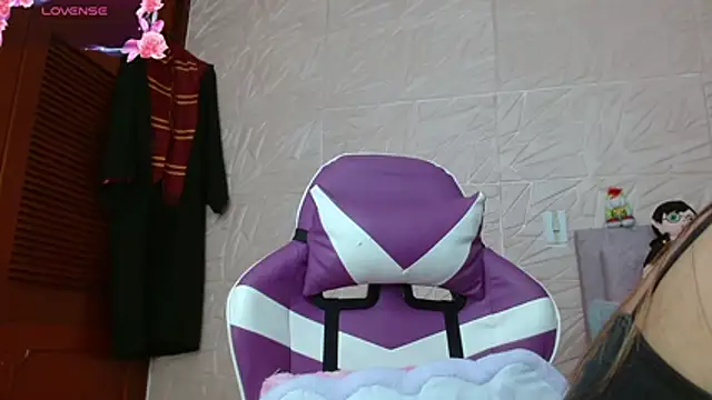 kendallsweet7 online show from 25, 10, 2025