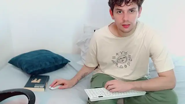 Elio555 online show from 6, 12, 2024