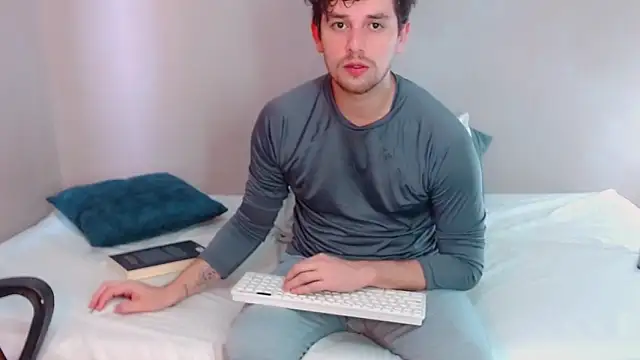 Elio555 online show from 25, 1, 2025