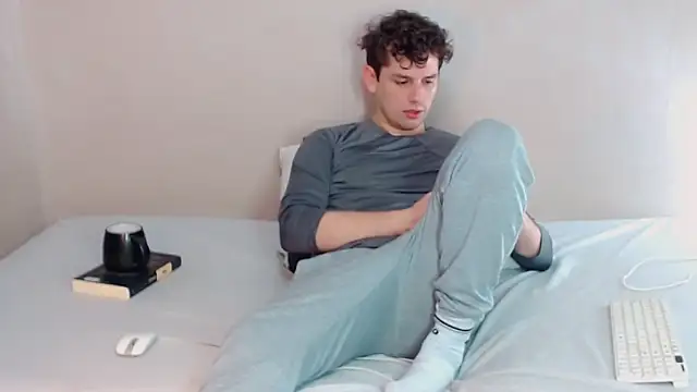 Elio555 online show from 2, 3, 2025