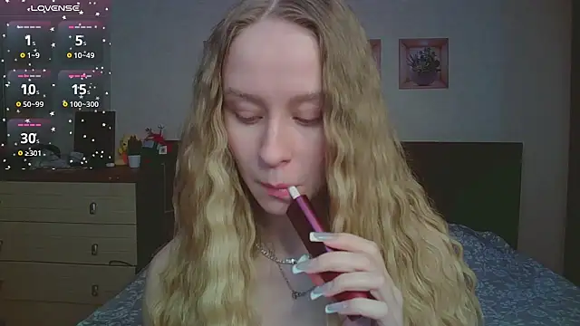 Lily  Devil online show from 19, 1, 2026