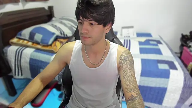 justin stark7 online show from 12, 12, 2024