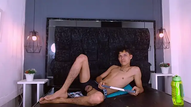 Levis Montes online show from 13, 1, 2025