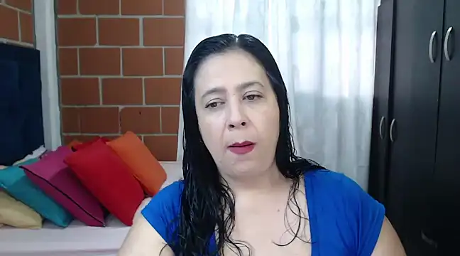 karlaton1977 online show from 5, 1, 2025