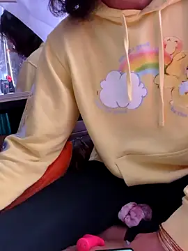 gurlnips online show from 11, 10, 2025