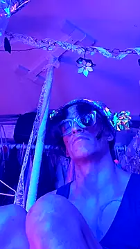 gurlnips online show from 13, 10, 2025