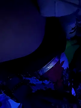 gurlnips online show from 20, 11, 2025