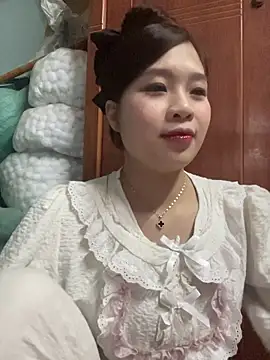 Snapshot of Bae1103 chatting on 19, 2, 2026 Bae1103 online show from 19, 2, 2026