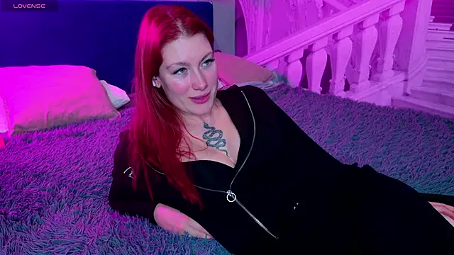Liv Fay online show from 5, 12, 2024