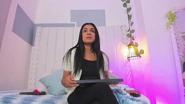 hannah gray online show from 21, 10, 2025