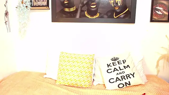 Snapshot of NahomyAndrews chatting on 20, 9, 2025 NahomyAndrews online show from 20, 9, 2025