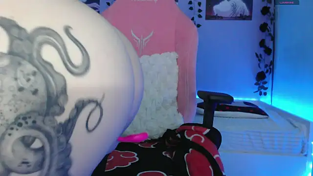 Scarlettsrorm online show from 16, 3, 2025