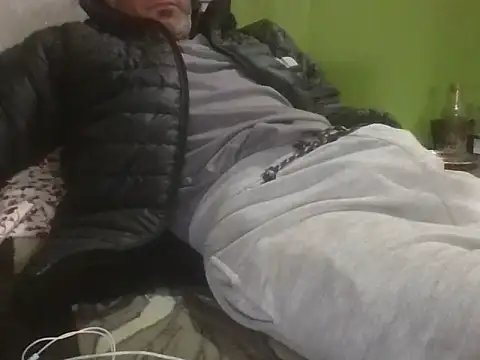 Bangingchick online show from 1, 2, 2026