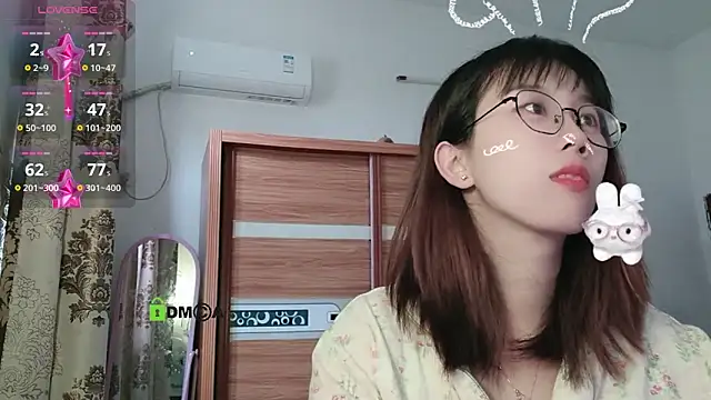 Snapshot of Lili_666 chatting on 5, 11, 2025 Lili 666 online show from 5, 11, 2025