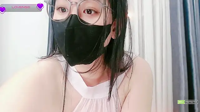 Snapshot of Na_baby chatting on 18, 11, 2025 Na baby online show from 18, 11, 2025