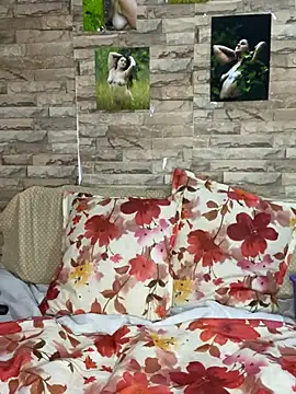 saray gomez22 online show from 5, 1, 2025