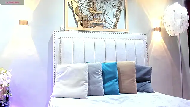 Miranda doll  online show from 18, 3, 2026