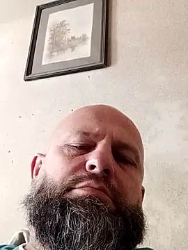 Snapshot of AlexandruCsaba chatting on 24, 9, 2025 AlexandruCsaba online show from 24, 9, 2025