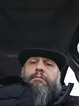 Snapshot of AlexandruCsaba chatting on 19, 11, 2025 AlexandruCsaba online show from 19, 11, 2025