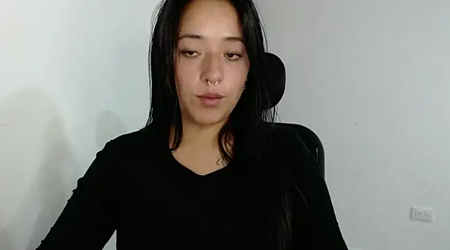 jjulietha95 online show from 26, 1, 2025