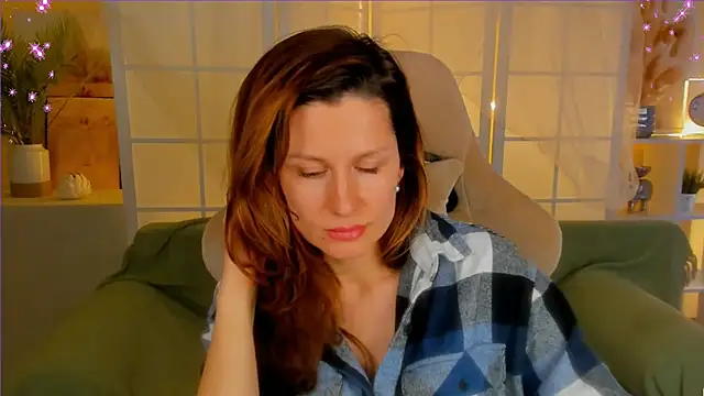 Snapshot of April_o_Nill chatting on 27, 12, 2024 April o Nill online show from 27, 12, 2024