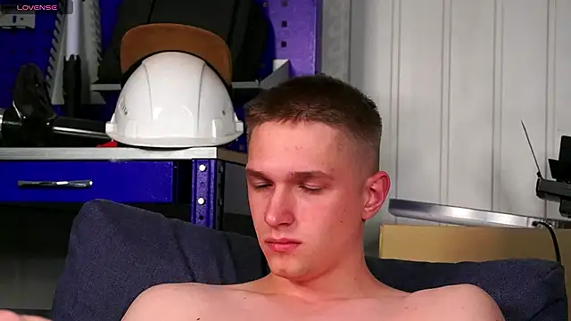 dustyn fox online show from 16, 12, 2025