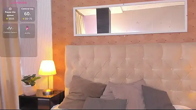 zoe alanaa online show from 18, 10, 2025