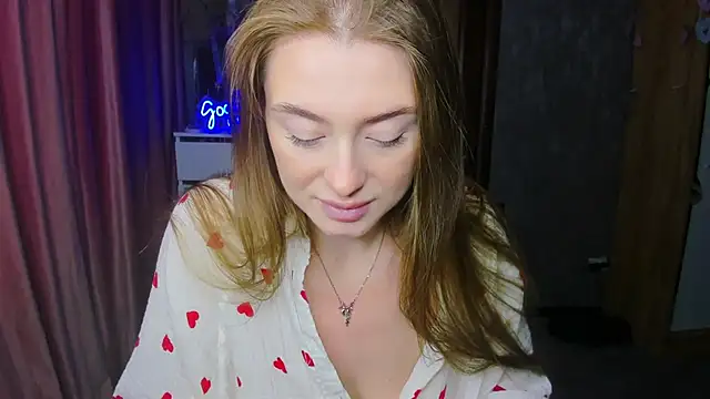 Demure Smile online show from 13, 9, 2025