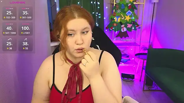 Snapshot of GeorginiaGrimes chatting on 4, 1, 2025 GeorginiaGrimes online show from 4, 1, 2025