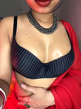 Snapshot of Hot-sexy222 chatting on 14, 11, 2025 Hot-sexy222 online show from 14, 11, 2025