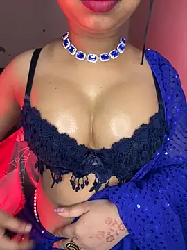 Hot-sexy222 online show from 7, 2, 2026