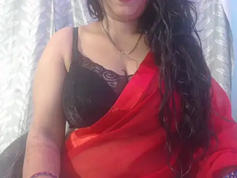 Snapshot of cute-priy chatting on 15, 10, 2025 cute-priy online show from 15, 10, 2025