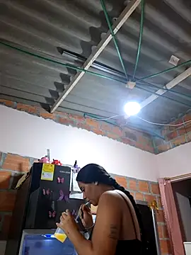 sexy-latin10 online show from 13, 10, 2025