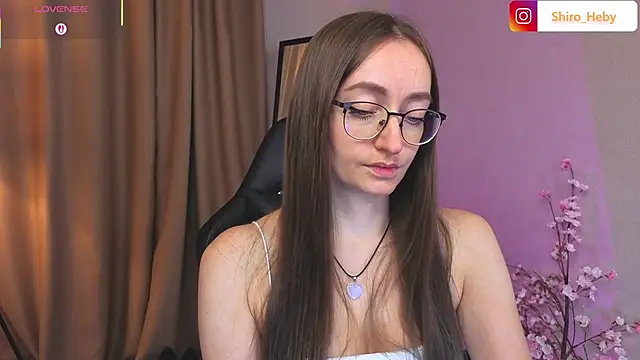 Snapshot of ShiroHeby chatting on 19, 10, 2025 ShiroHeby online show from 19, 10, 2025