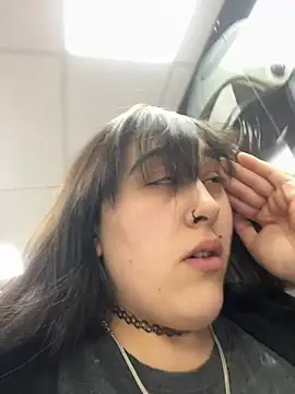 ThicBunz online show from 6, 2, 2025