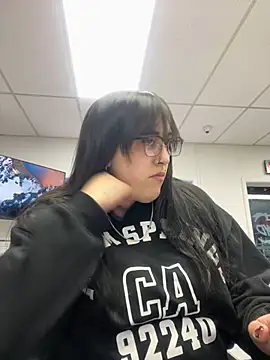 ThicBunz online show from 17, 2, 2025