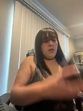 ThicBunz online show from 21, 2, 2025