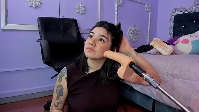 Snapshot of JeyLee chatting on 7, 11, 2025 JeyLee online show from 7, 11, 2025